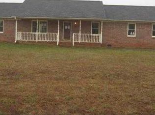129 Clear Acres Dr, Gaffney, SC 29341