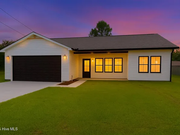 1235 Hargett Street, Newport, NC 28570