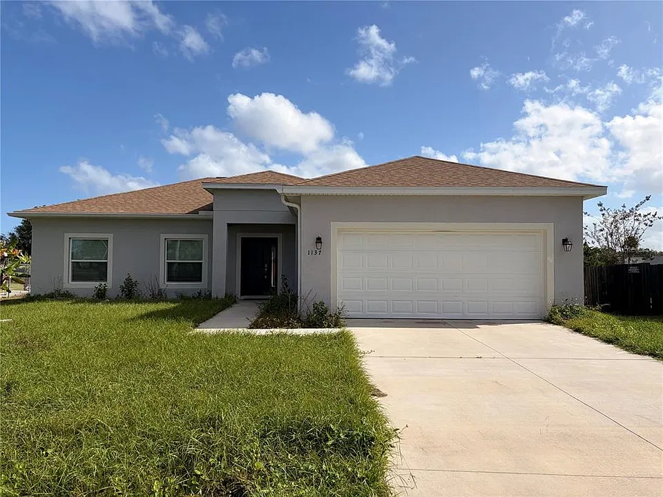 1137 Saint Tropez Ct