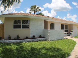 2333 41st St SW, Naples, FL 34116