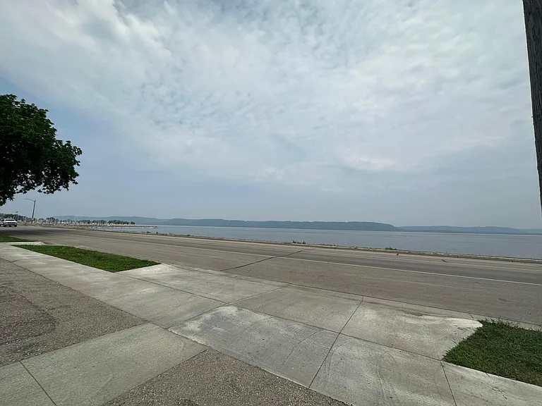 820 S Lakeshore Dr #2 — Photo 29