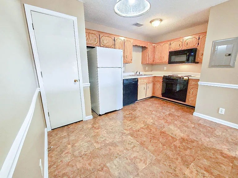 378F Jack Miller Blvd — Photo 7