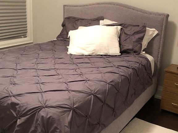 Bedroom B: $1,030 Private room with Queen sized bed