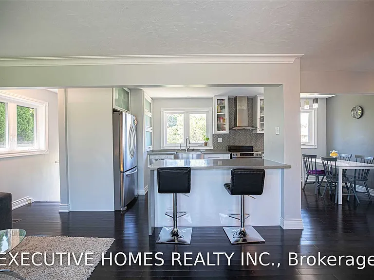384 Ashbury Rd — Photo 16