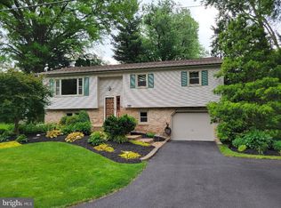 99 Nittany Dr, Mechanicsburg, PA 17055