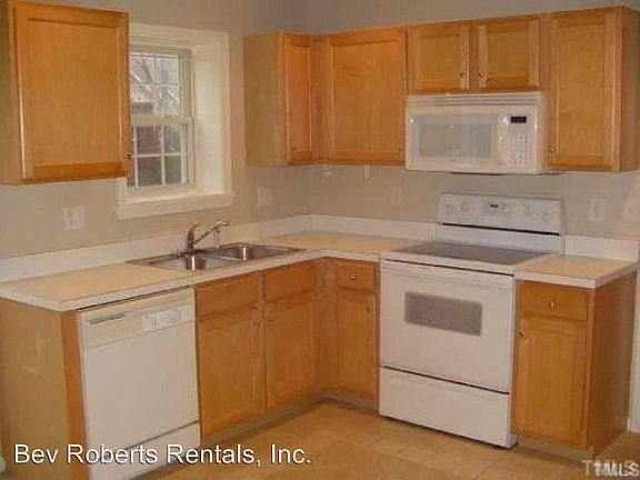 4th image of 302 Brierridge Dr