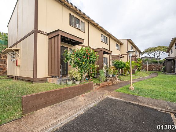2nd image of 98-1280 Hoohiki Pl #85