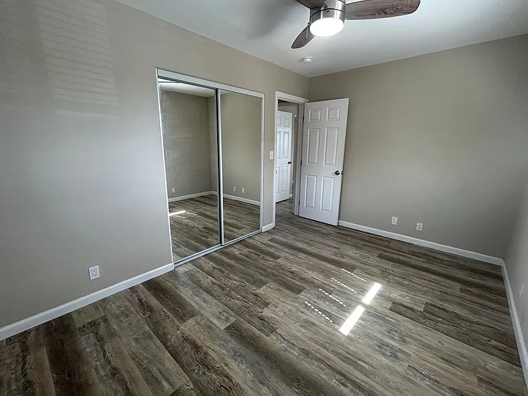 1149-1155 Felspar Street — Photo 30