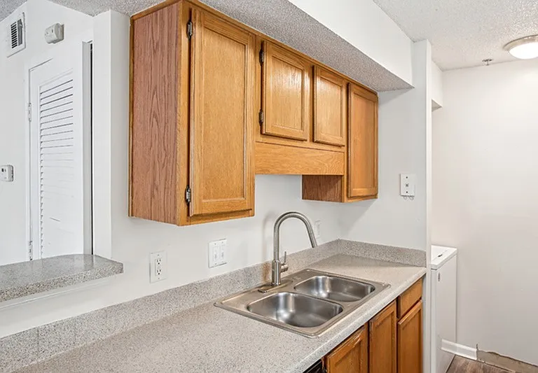 SouthOaks_Classic_Kitchen2_062624_web