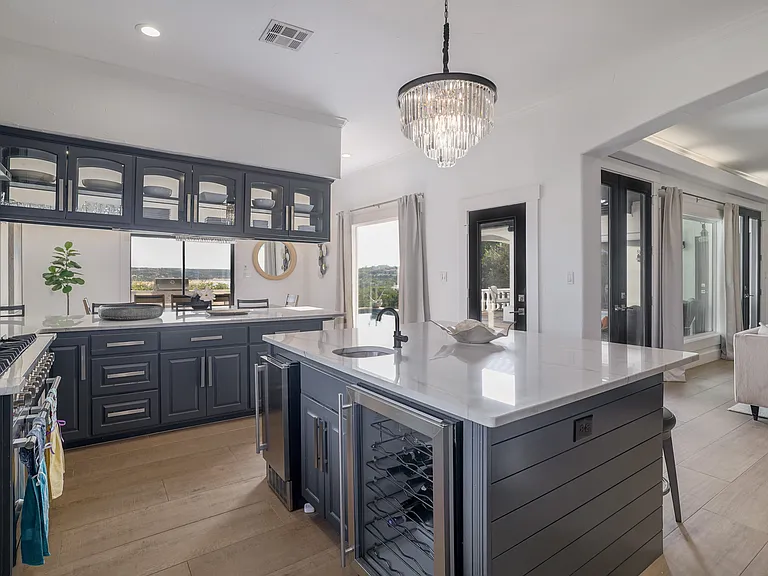 1128 Thurman Bluff Dr — Photo 11