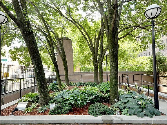 3rd image of 444 W 35th St APT 1C