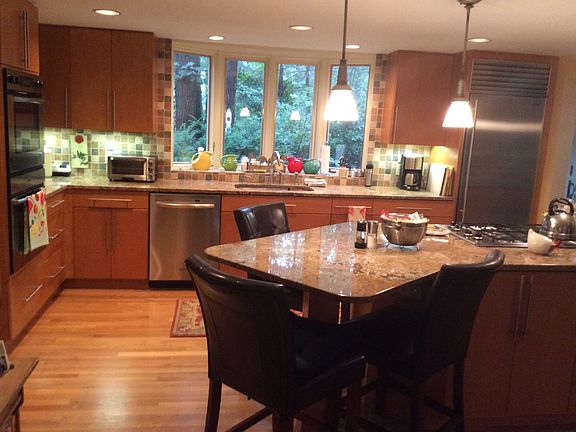 Open concept cook's kitchen