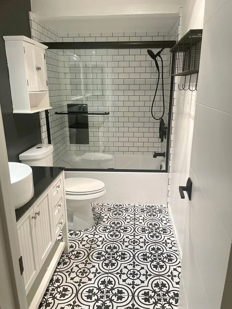 Stylish Condo Near Fashion Valley — Photo 4