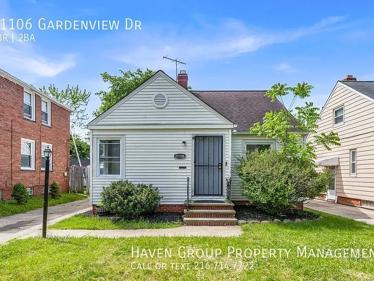 21106 Gardenview Dr — Photo 1