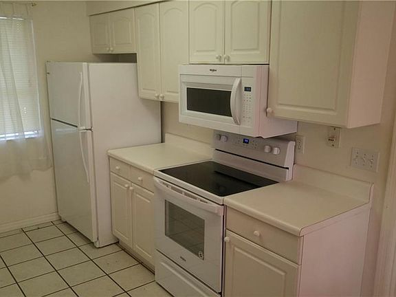 4th image of 1451 13th St