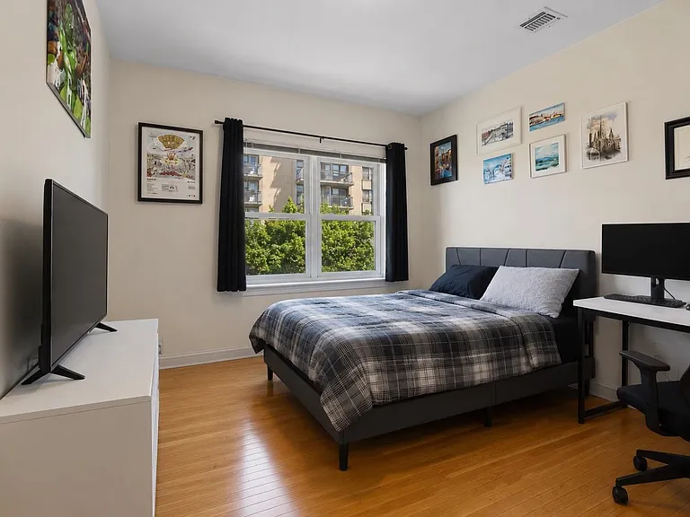 218 Jackson St #7 — Photo 28