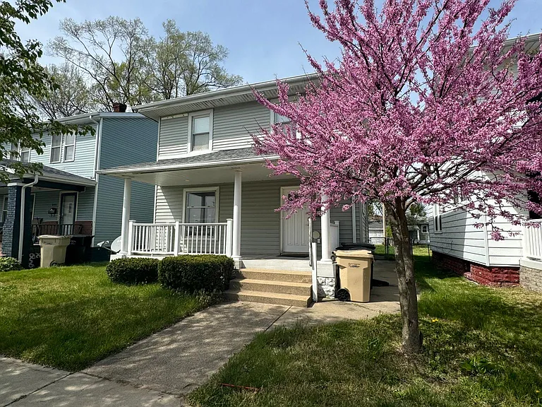 813 Miner St — Photo 1