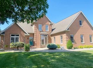 204 N Fork St, Jackson Center, OH 45334