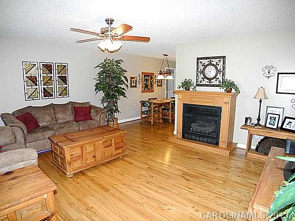 2nd image of 3911 Stoney Creek Dr