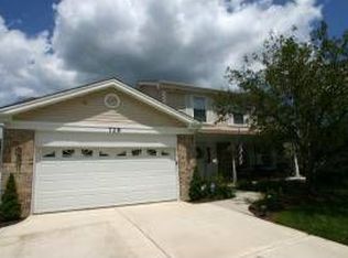 729 Cutters Mill Ct, Schaumburg, IL 60194