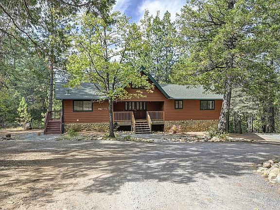 5th image of 2590 Christmas Tree Ln