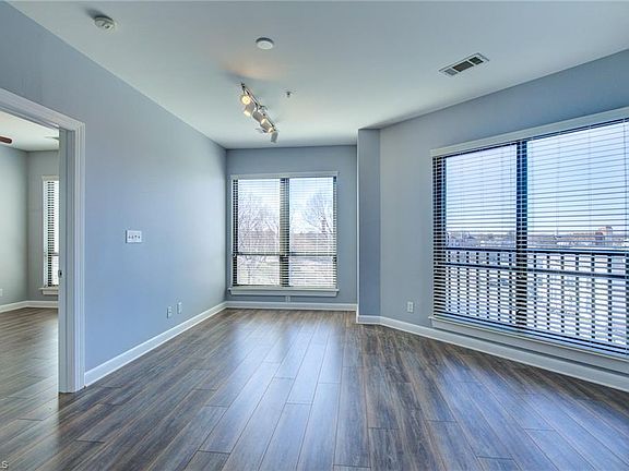 3rd image of 411 W Washington St Ste 311
