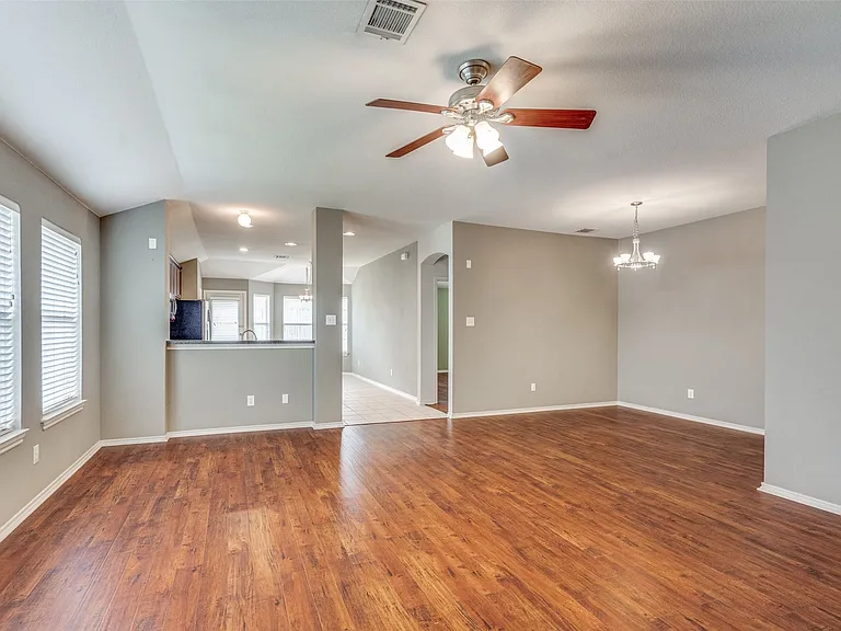 3000 Bryce Dr — Photo 3