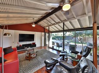 17550 Prairie St, Northridge, CA 91325