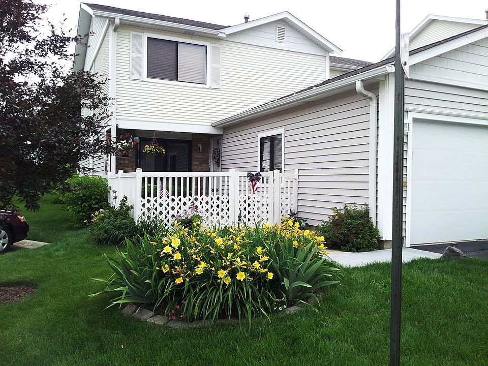 737 Shoreline Circle
