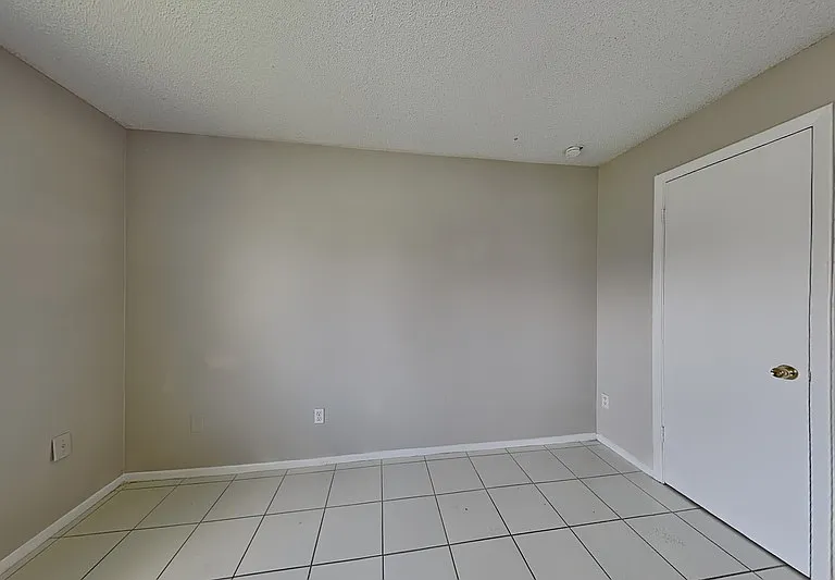1917 Truman Rd — Photo 13