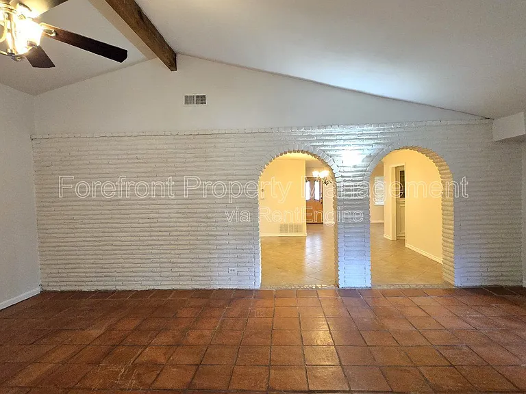 7609 Linkside St — Photo 12