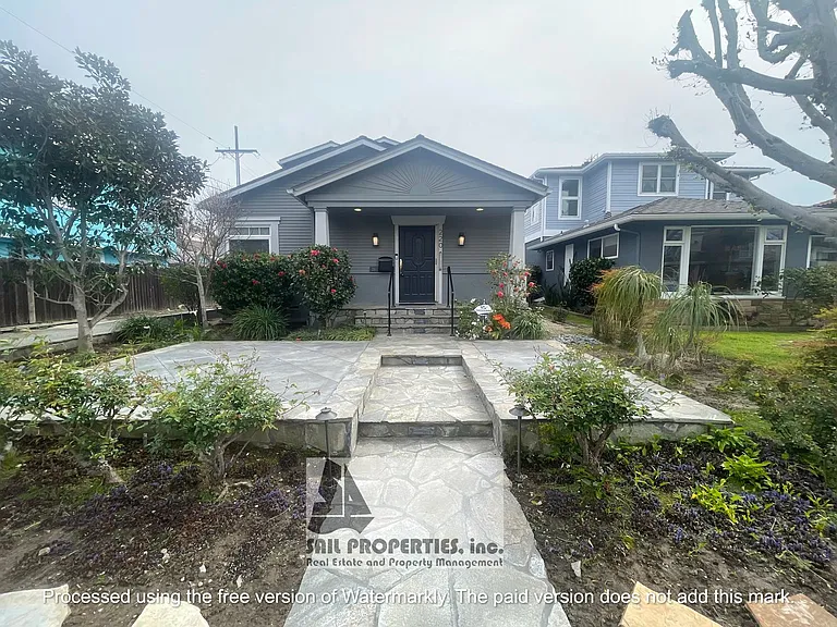 220 Baltimore Ave — Photo 1