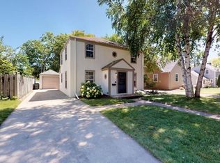 605 10th St SW, Willmar, MN 56201