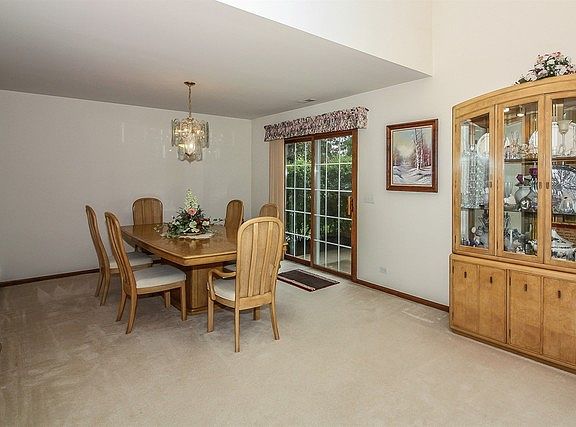 4th image of 1557 Laurel Oaks Dr