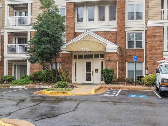 5th image of 12913 Alton Sq APT 420