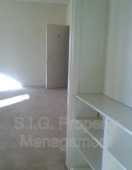 461 W Colorado St #9 — Photo 13