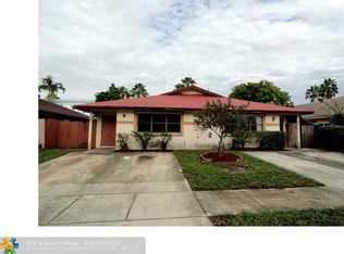 345 SW 35th Ave, Deerfield Beach, FL 33442