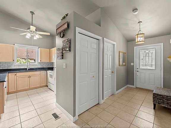 5th image of 11570 Cormorant St