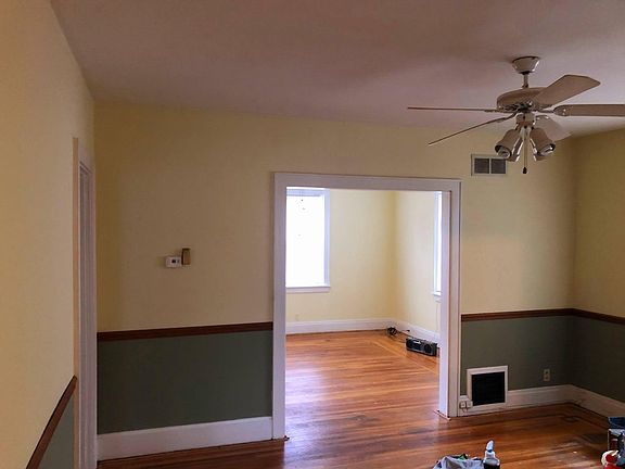 2nd image of 4007 Andrews Ave #2