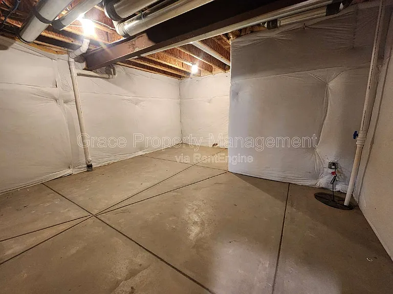 808 Byrd Dr — Photo 27