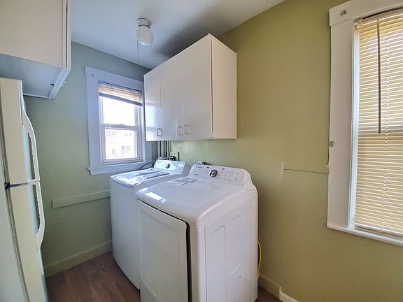 4th image of 31 Lyman Ave Floor 1