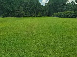 Spivey Rd, Whiteville, NC 28472