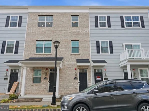 114 King St #B, Bensalem, PA 19020