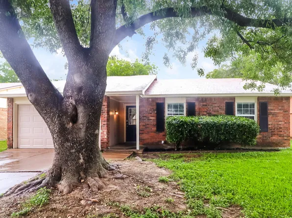 7308 Lea Pl, Fort Worth, TX 76140