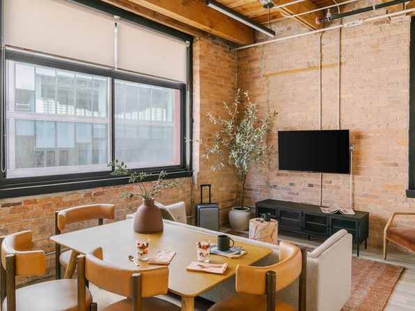 555 W Jackson Blvd #Id1504152p