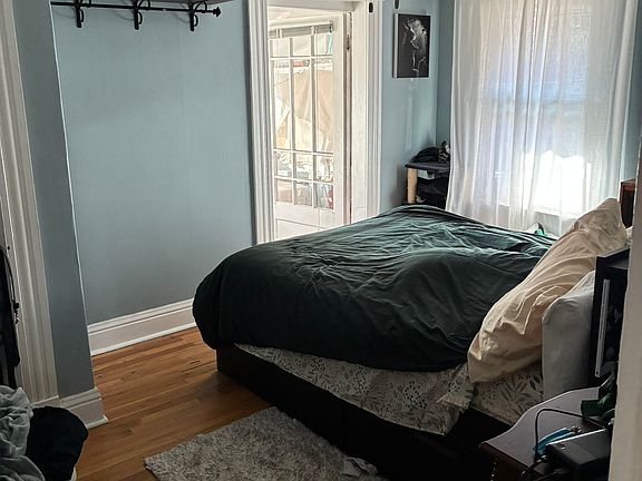 4th image of 1530 N Adams St #1