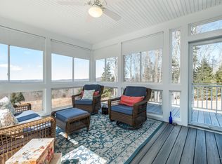 90 Dodge Mountain Rd, Rockland, ME 04841