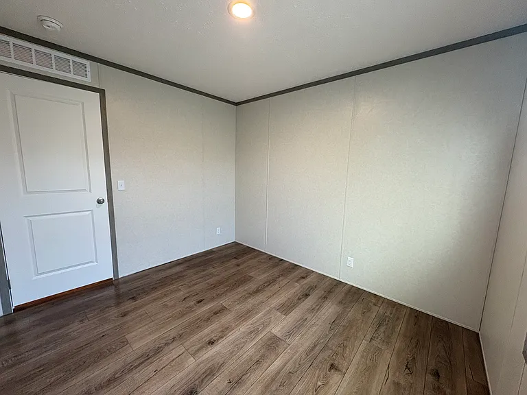 397 Melrose Ln — Photo 6