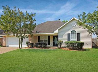 921 Bullrun Dr, Jackson, MS 39272