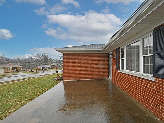 4th image of 3169 Balsamridge Dr